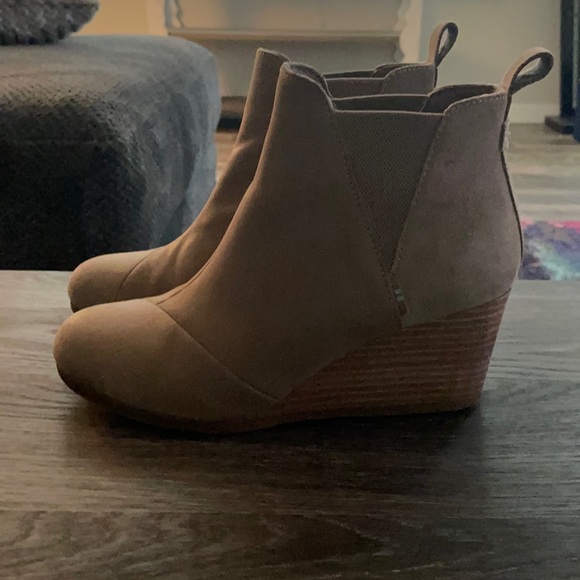 Toms Wedge Booties - Picture 5 of 11